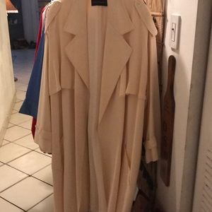 100% silk Trench coat by Donna Karan